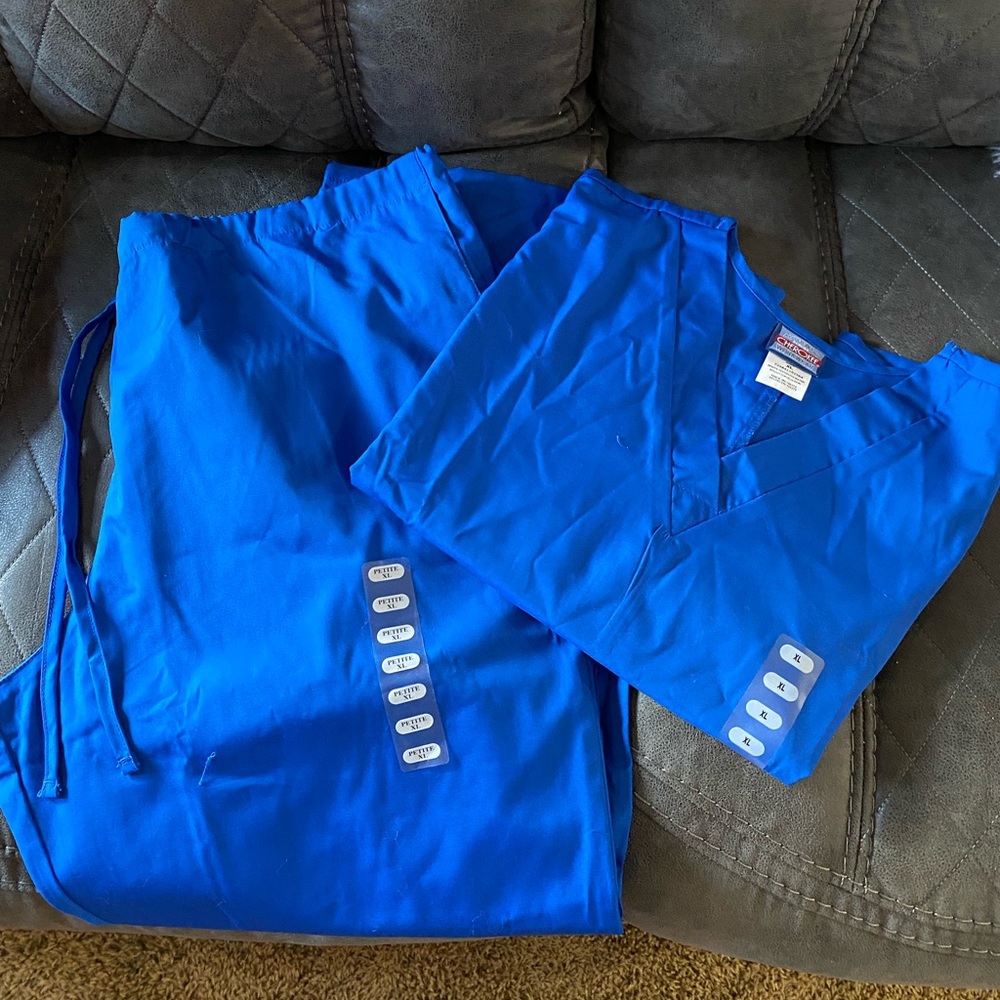 Women’s Cherokee workwear scrubs brand new